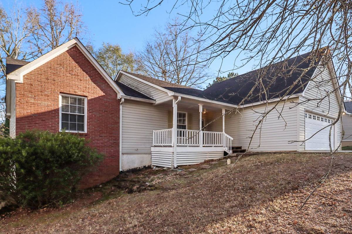 House for rent at 7134 Hazelwood Dr, Jonesboro, GA 30236