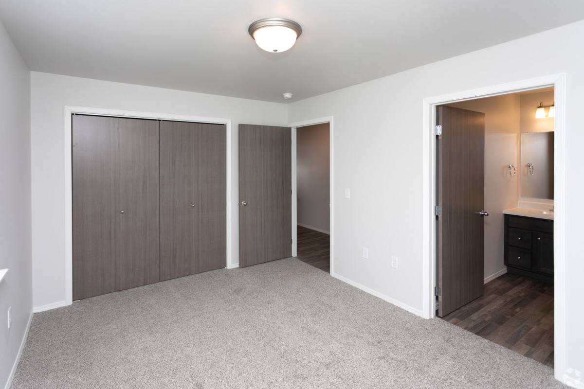 Apartment for rent at 4710 W 71st St, Sioux Falls, SD 57108