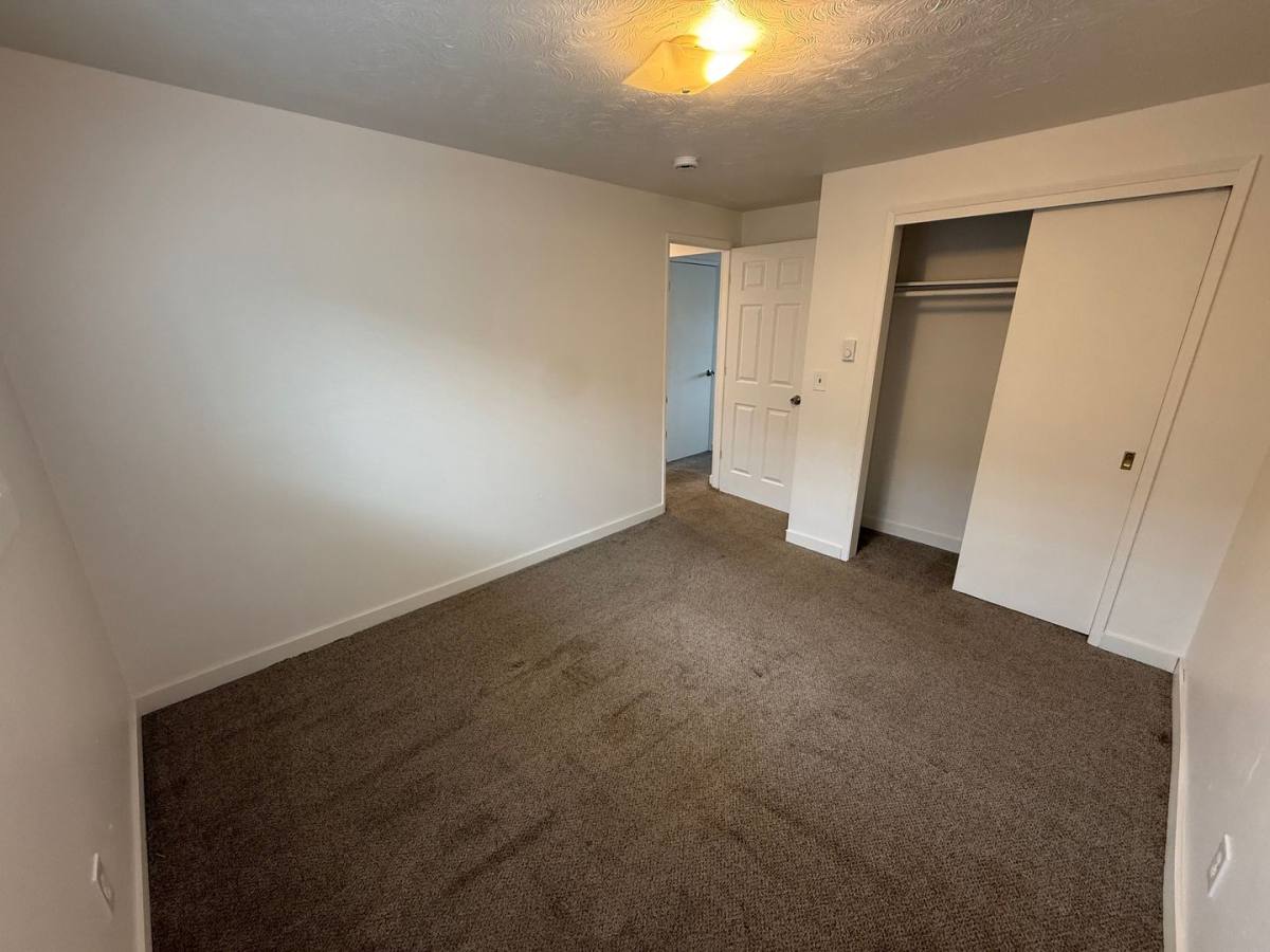 Apartment for rent at 911 E Indiana Ave, Spokane, WA 99207