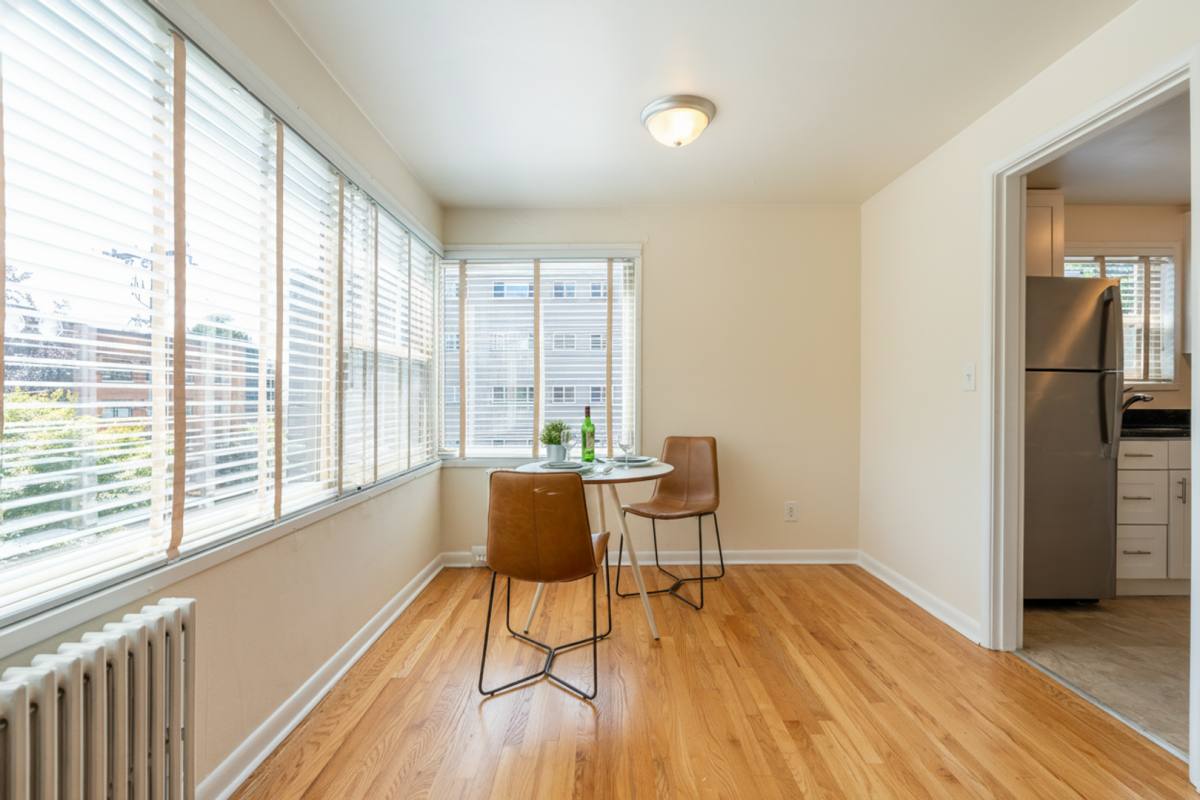 Apartment for rent at 929 Queen Anne Ave N, Seattle, WA 98109