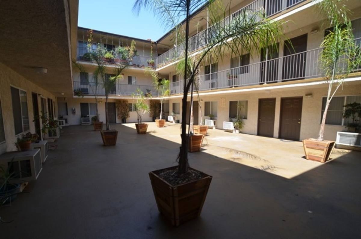 Apartment for rent at 4205 Council St, Los Angeles, CA 90004