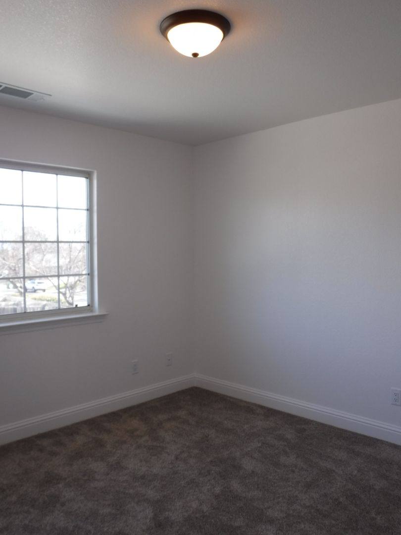Apartment for rent at 826 Cally Court, Redding, CA 96003