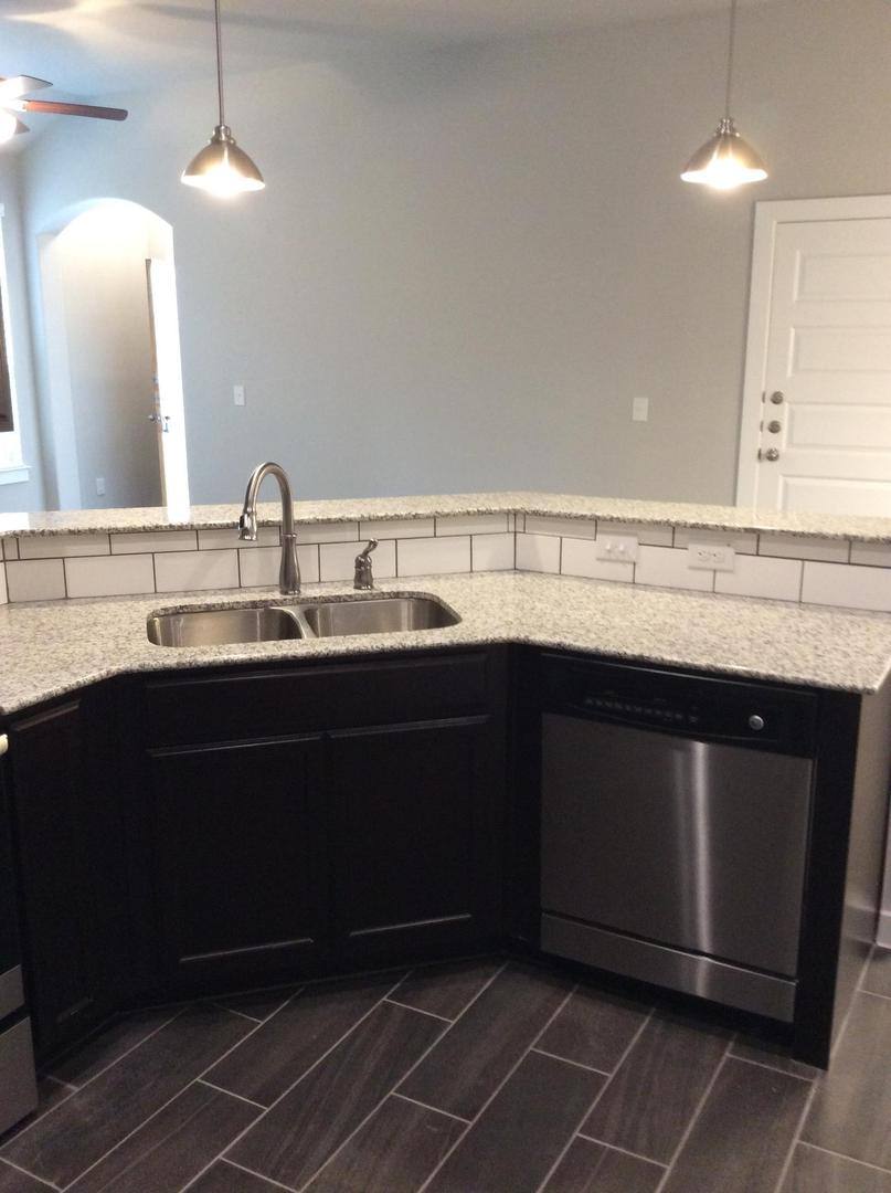 Townhouse for rent at 253 Hidden Springs Dr, Bastrop, TX 78602