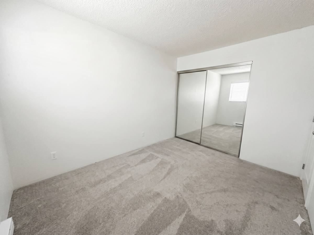 Apartment for rent at 519 SE 20th Ave, Portland, OR 97214