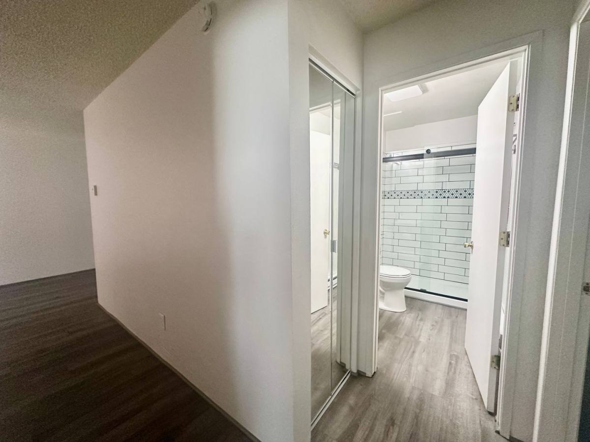 Apartment for rent at 519 SE 20th Ave, Portland, OR 97214