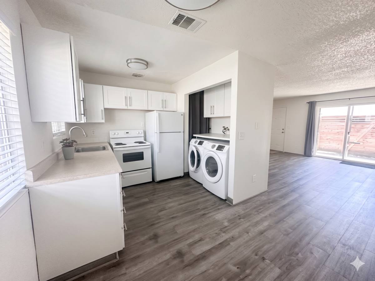 Apartment for rent at 519 SE 20th Ave, Portland, OR 97214