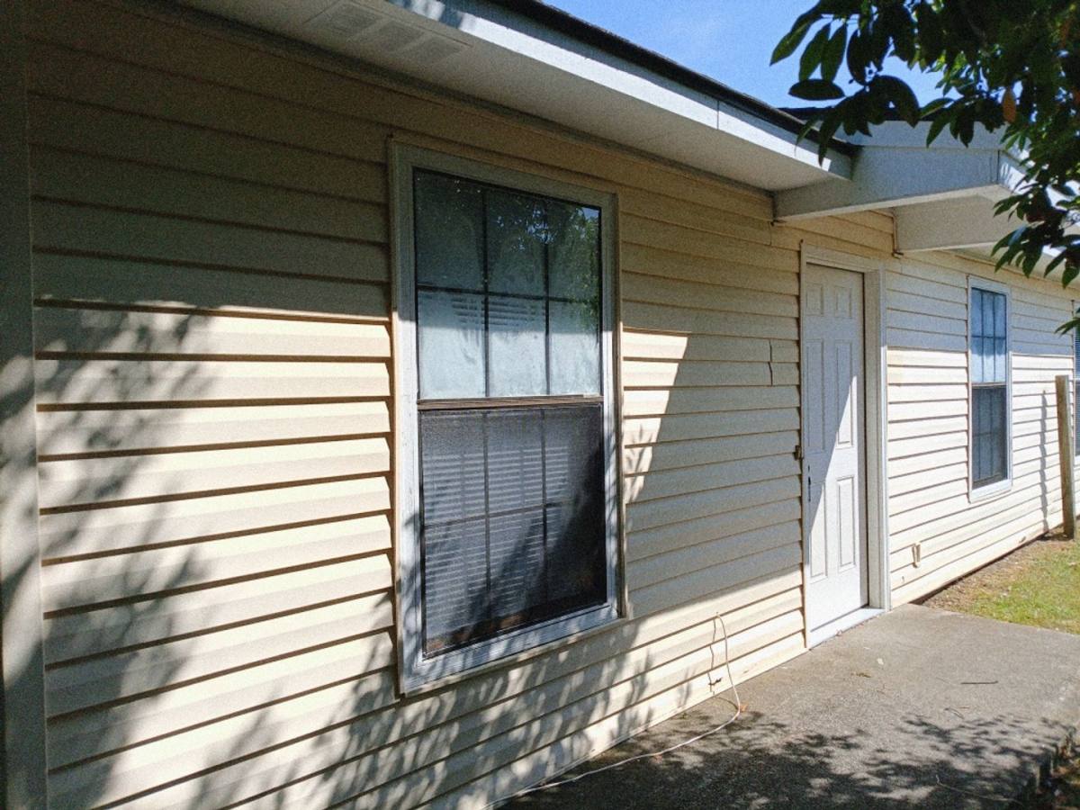 Apartment for rent at 1730 Hicks St, Augusta, GA 30904