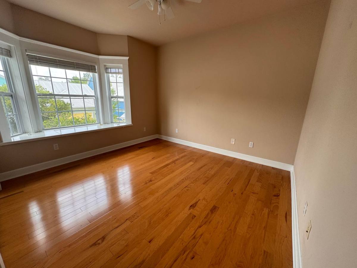 House for rent at 5020 NW 10th Place, Gainesville, FL 32605