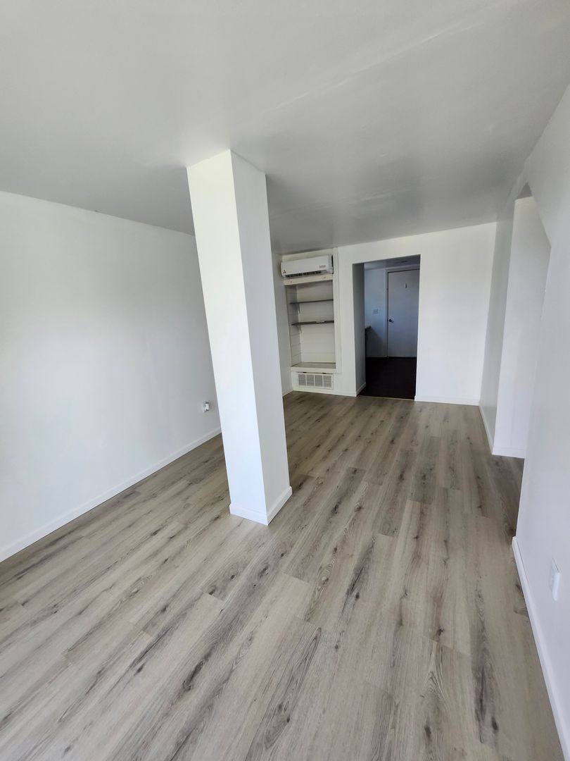 Apartment for rent at 1214 Commercial St, Boonville, MO 65233