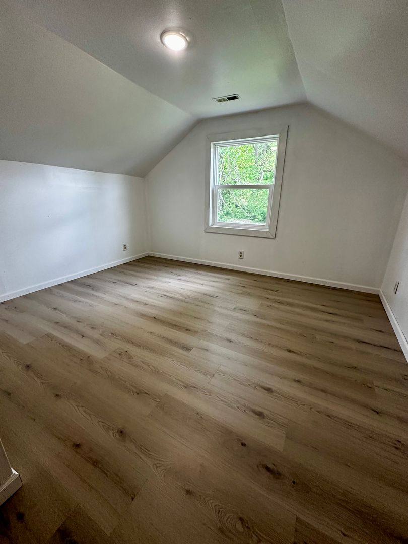Apartment for rent at 1214 Commercial St, Boonville, MO 65233