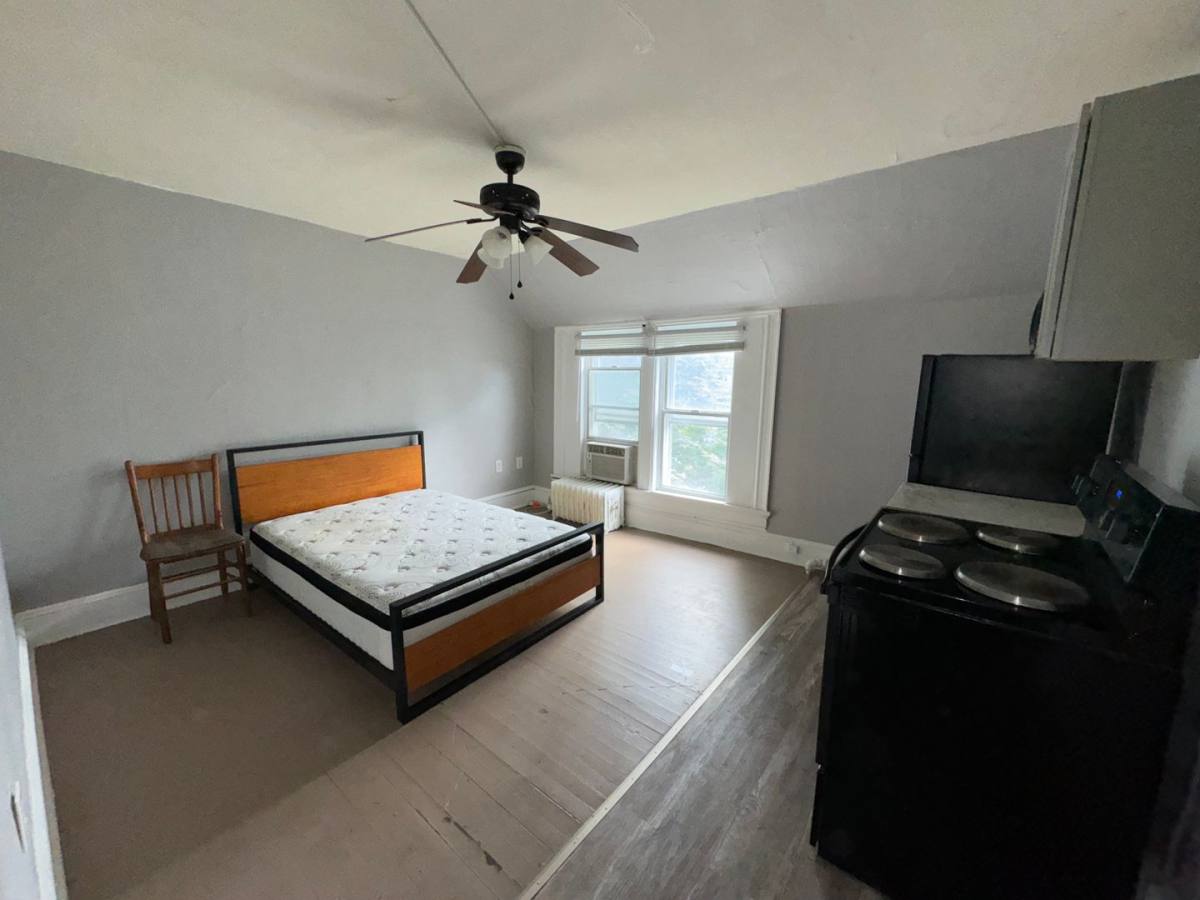 Apartment for rent at 640 Jefferson Ave #3E, Scranton, PA 18510