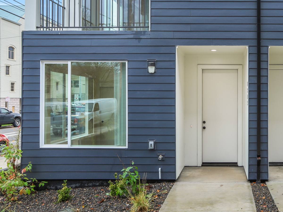 Townhouse for rent at 4405 N Vancouver Ave, Portland, OR 97217