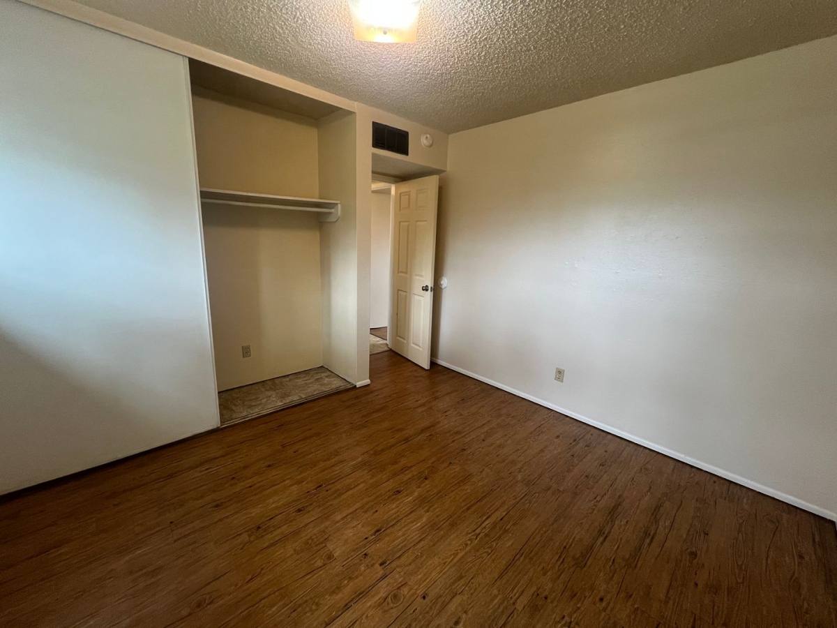 Apartment for rent at 1864 Thomas St, Coos Bay, OR 97420