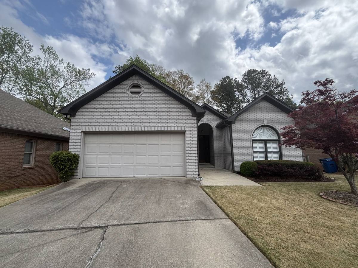 House for rent at 1209 Ivy Brook Circle, Birmingham, AL 35209