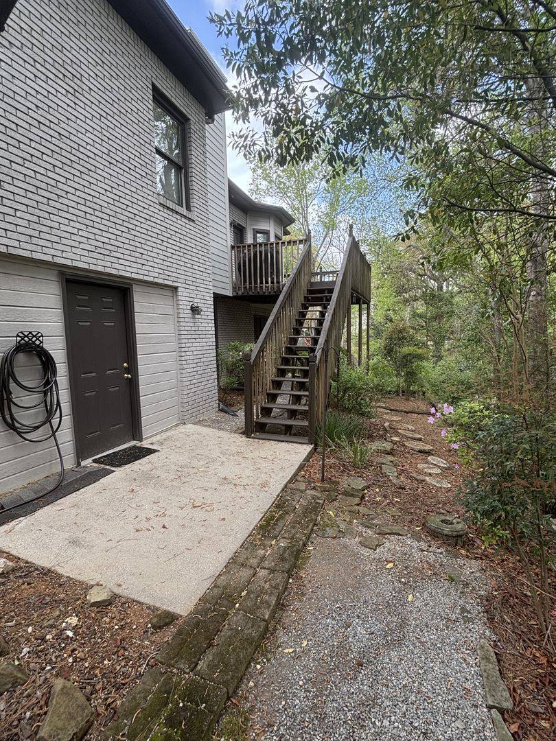 House for rent at 1209 Ivy Brook Circle, Birmingham, AL 35209