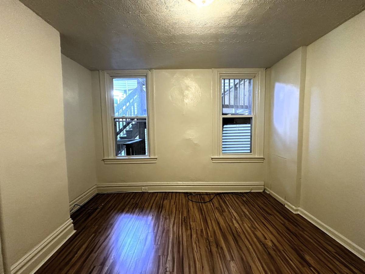 Townhouse for rent at 516 McCandless Ave, Pittsburgh, PA 15201