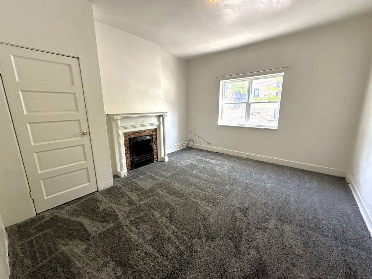 Townhouse for rent at 516 McCandless Ave, Pittsburgh, PA 15201