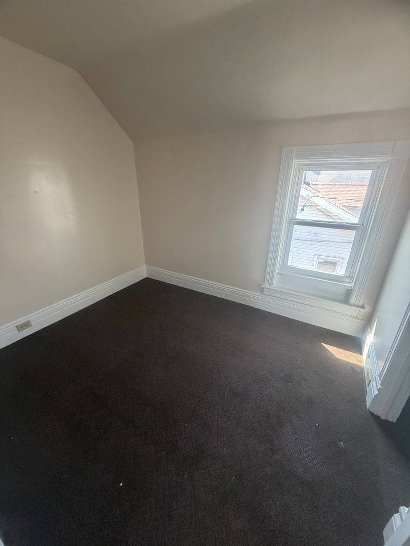Apartment for rent at 1609 Liberty, Erie, PA 16502
