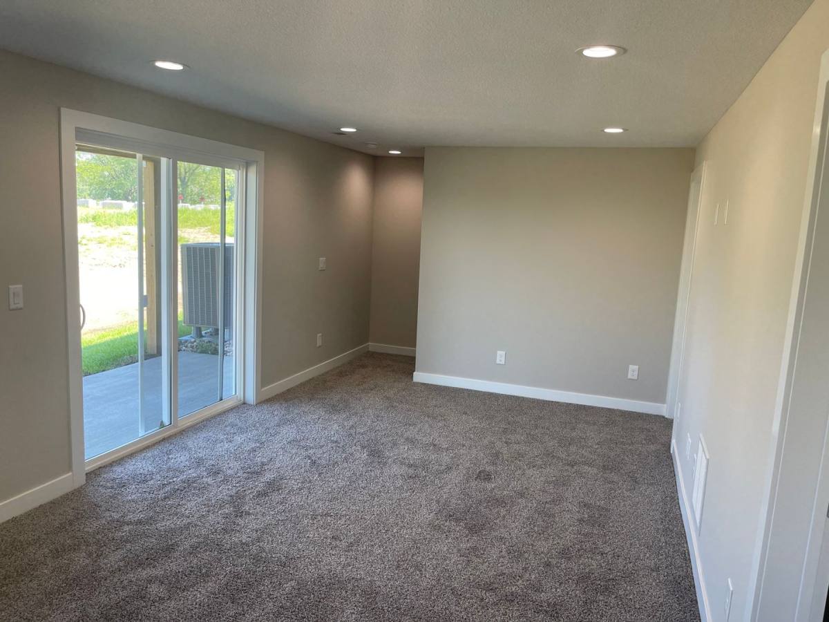 Townhouse for rent at 342 Harmony Ave, West Des Moines, IA 50266
