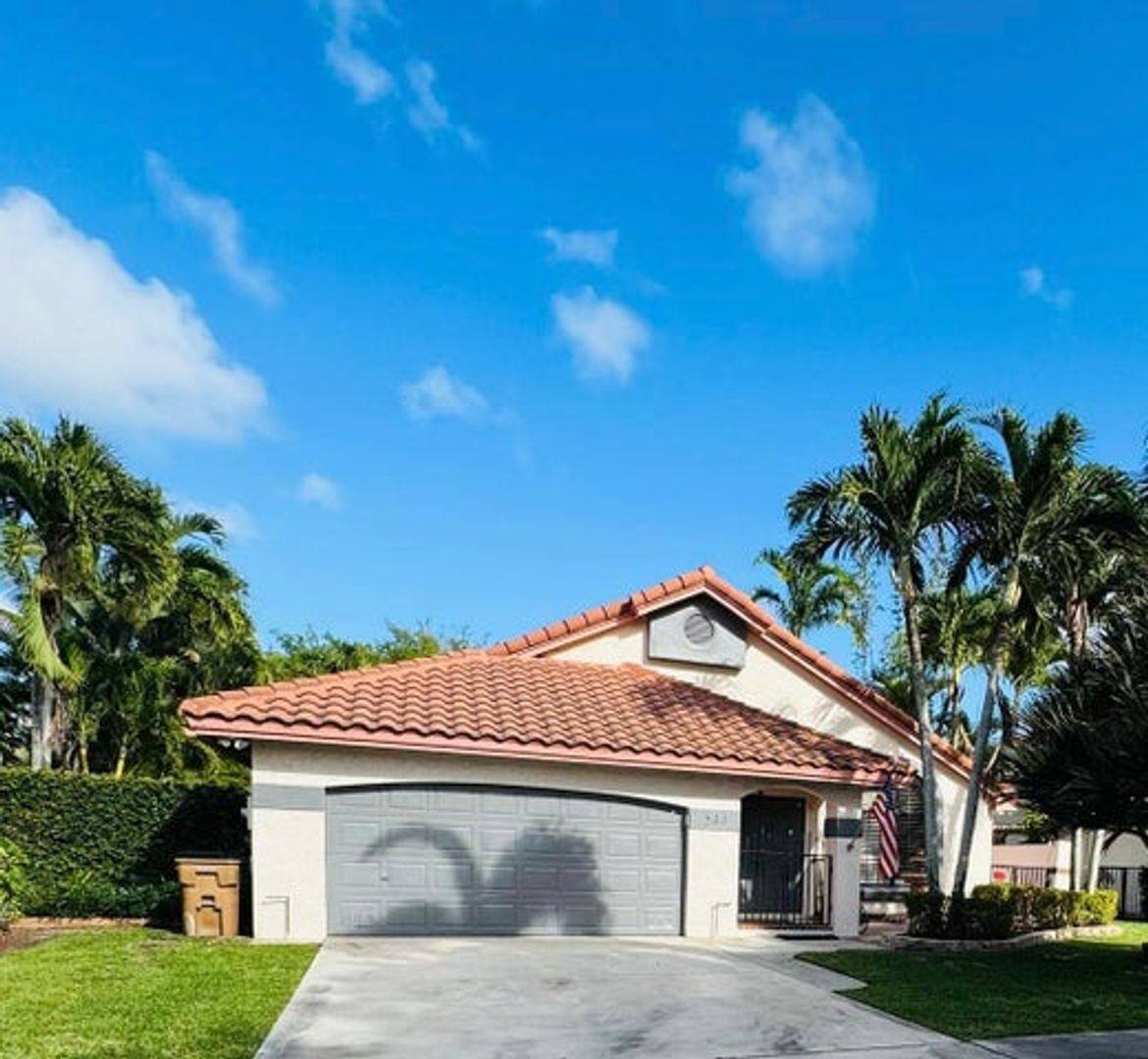 House for rent at 544 NW 38th Ave, Deerfield Beach, FL 33442