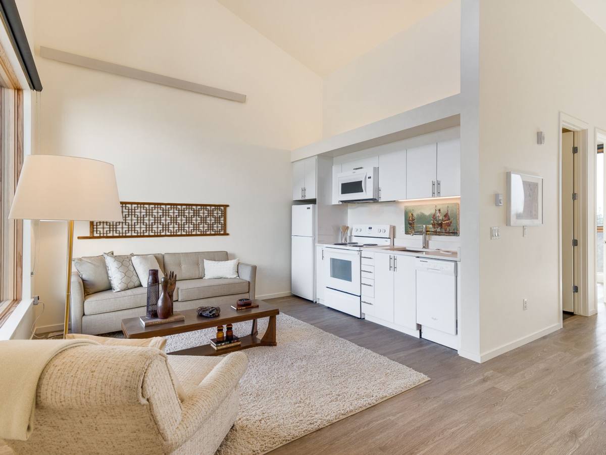 Apartment for rent at 2730 N Killingsworth St, Portland, OR 97217
