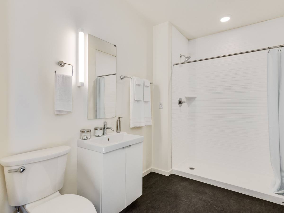 Apartment for rent at 2730 N Killingsworth St, Portland, OR 97217