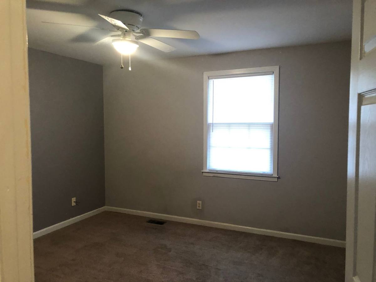 House for rent at 225 Old Hopkinsville Highway, Clarksville, TN 37042
