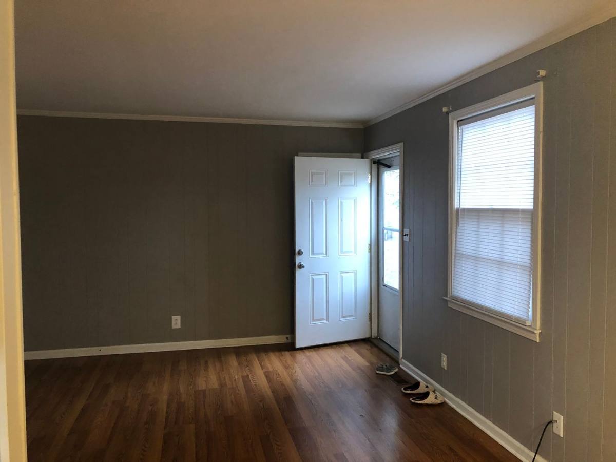 House for rent at 225 Old Hopkinsville Highway, Clarksville, TN 37042