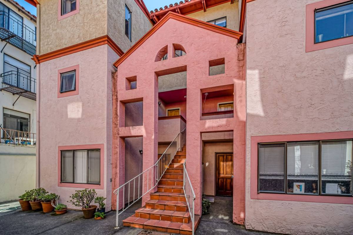 Townhouse for rent at 2578 Virginia St, Berkeley, CA 94709