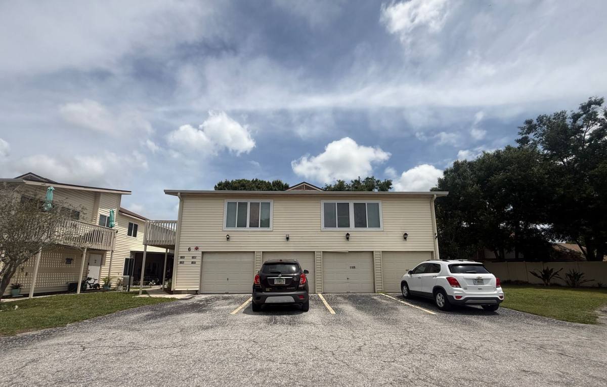 Condo for rent at 1101 Spring Meadow Dr, Kissimmee, FL 34741
