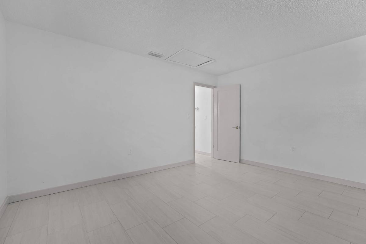 Apartment for rent at 2818 NE 7th St, Ocala, FL 34470