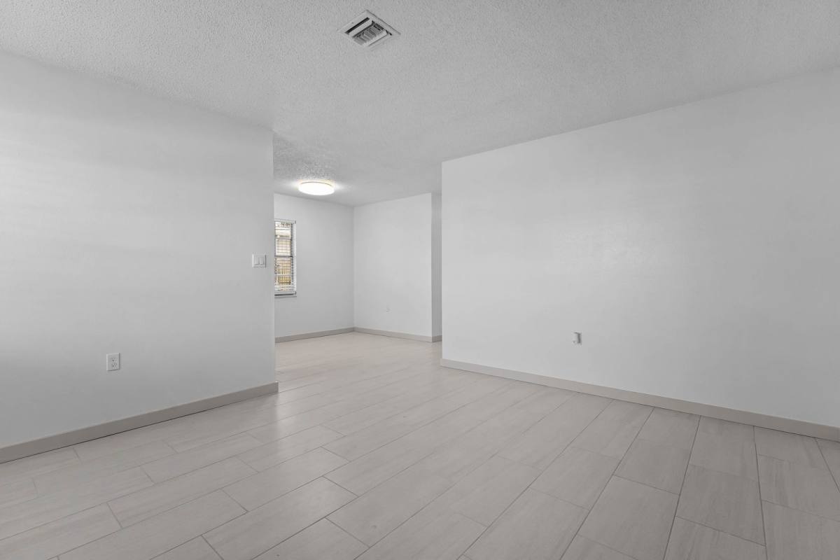 Apartment for rent at 2818 NE 7th St, Ocala, FL 34470