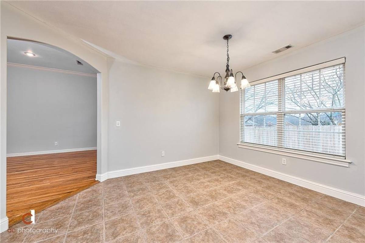 House for rent at 5712 W Casey Dr, Rogers, AR 72758
