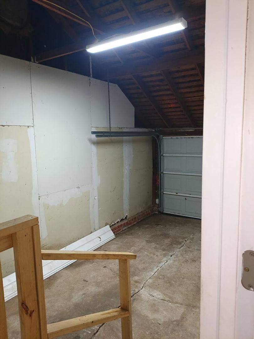 House for rent at 204 W Lockheed Dr, Oklahoma City, OK 73110