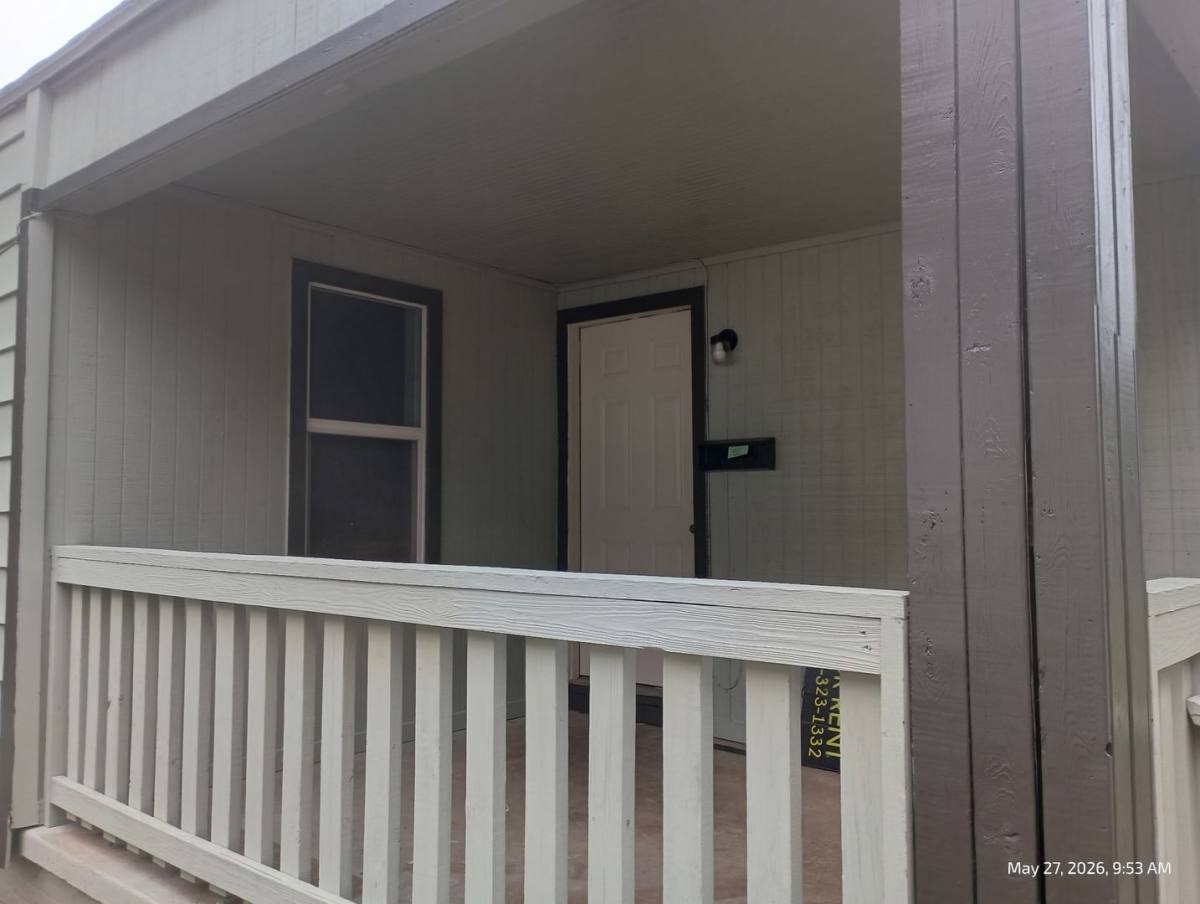 House for rent at 204 W Lockheed Dr, Oklahoma City, OK 73110