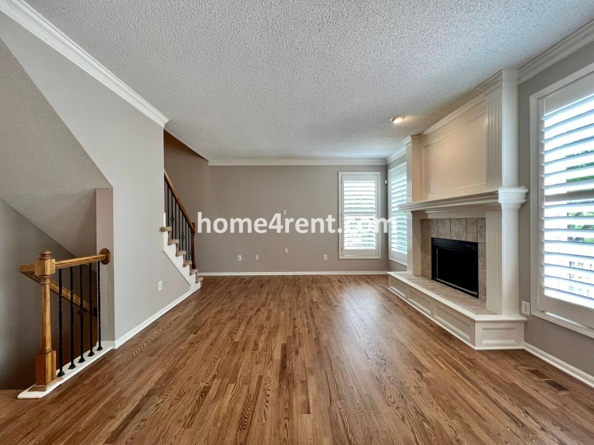 House for rent at 14068 W 147th Place, Olathe, KS 66062