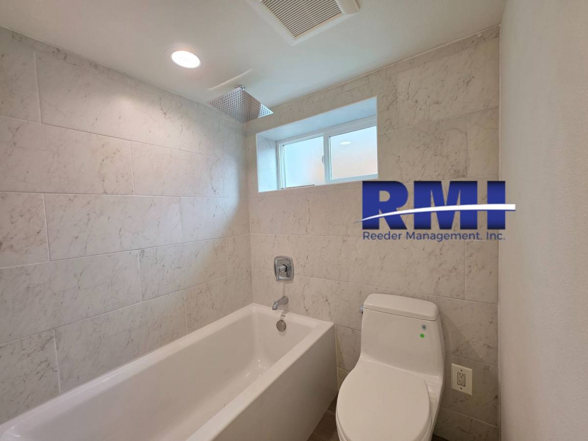 House for rent at 638 N Montgomery Ave #B, Bremerton, WA 98312