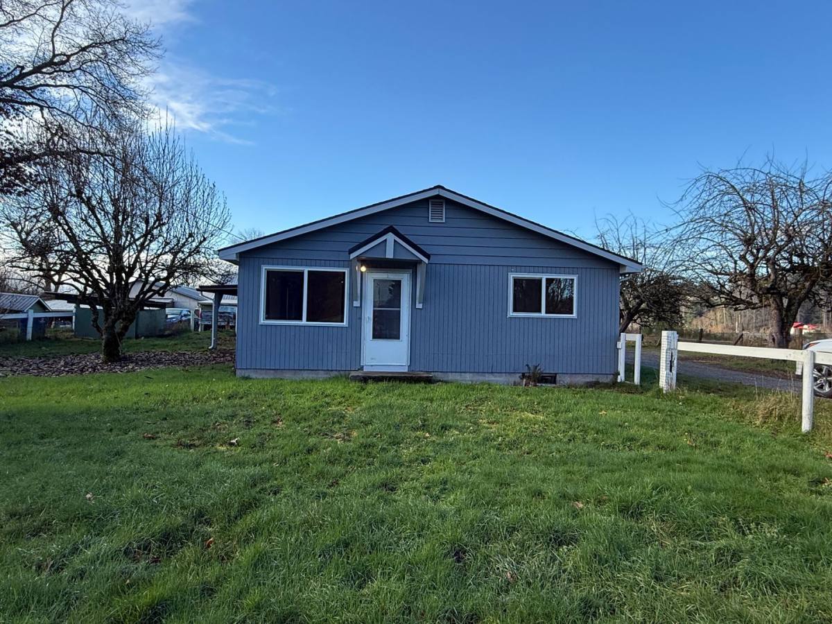 House for rent at 22626 Sofie Rd, Monroe, WA 98272