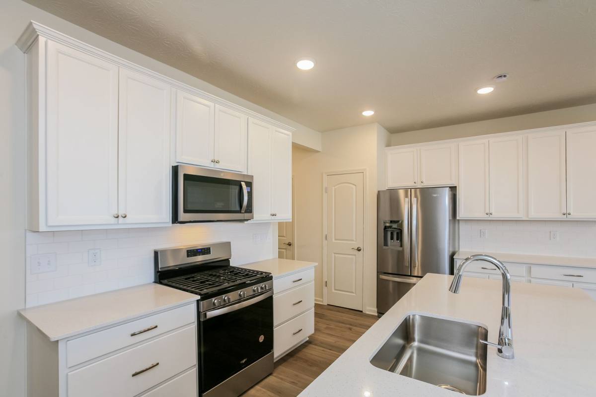 Townhouse for rent at 9738 Behner Dr, Indianapolis, IN 46250