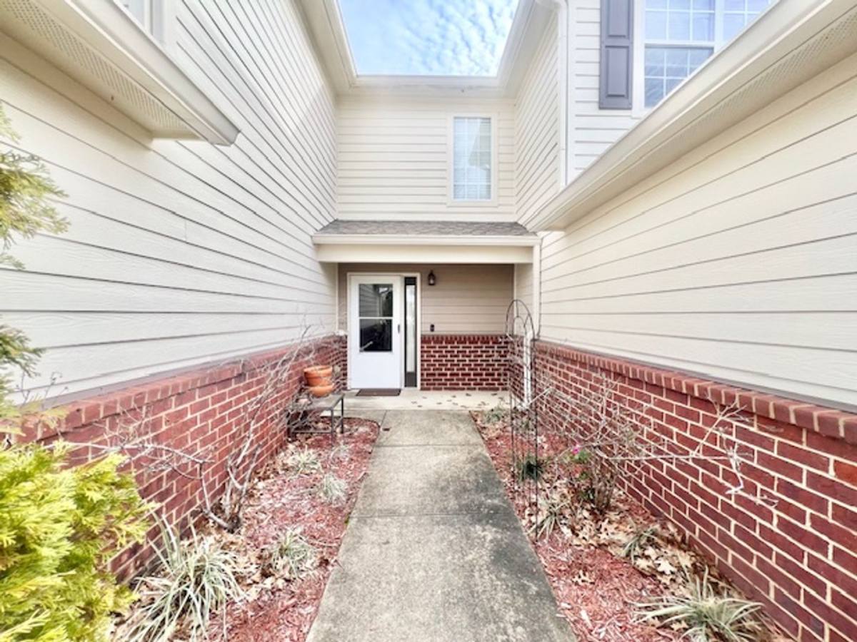House for rent at 558 Wingspan Way, Crestview, FL 32536