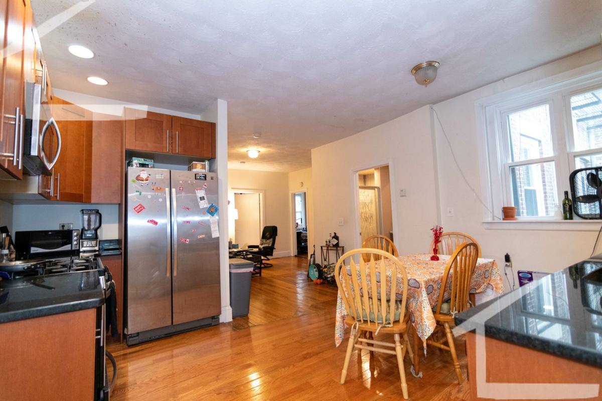 Apartment for rent at 6 Glenville Ave #102, Allston, MA 02134