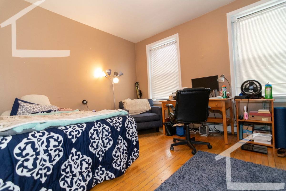 Apartment for rent at 6 Glenville Ave #102, Allston, MA 02134