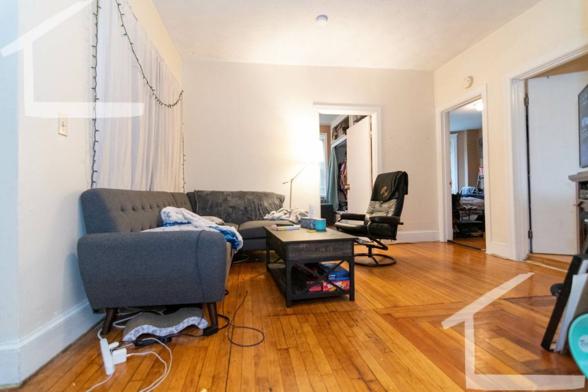 Apartment for rent at 6 Glenville Ave #102, Allston, MA 02134