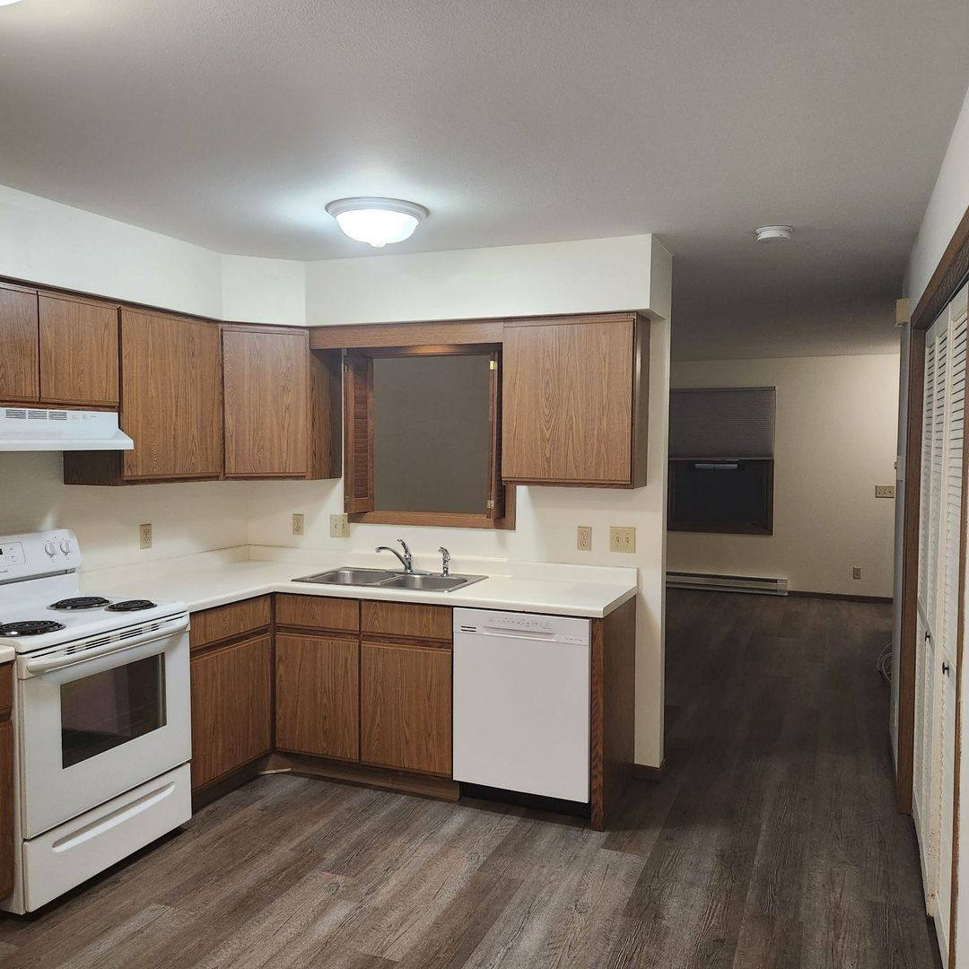 Townhouse for rent at 2502 Sessions St, Eau Claire, WI 54701