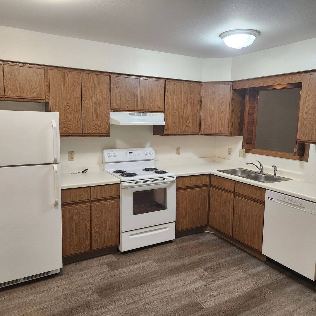 Townhouse for rent at 2502 Sessions St, Eau Claire, WI 54701