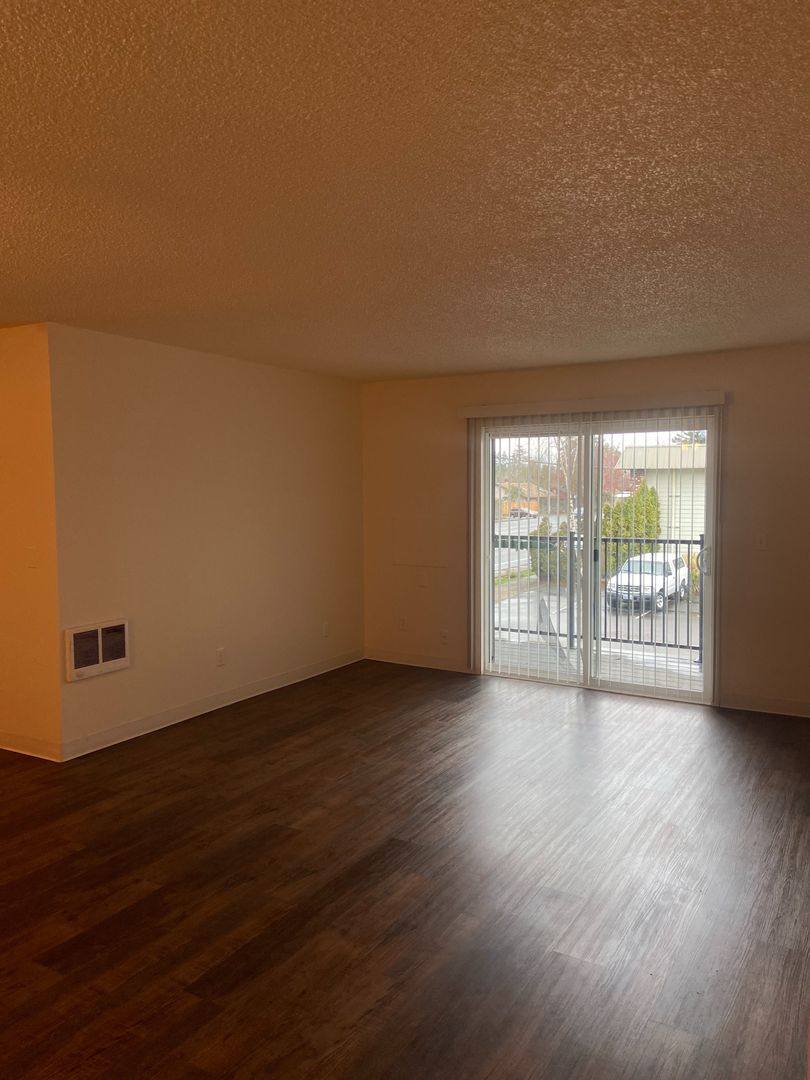 Apartment for rent at 5870 SW Murray Blvd, Beaverton, OR 97005