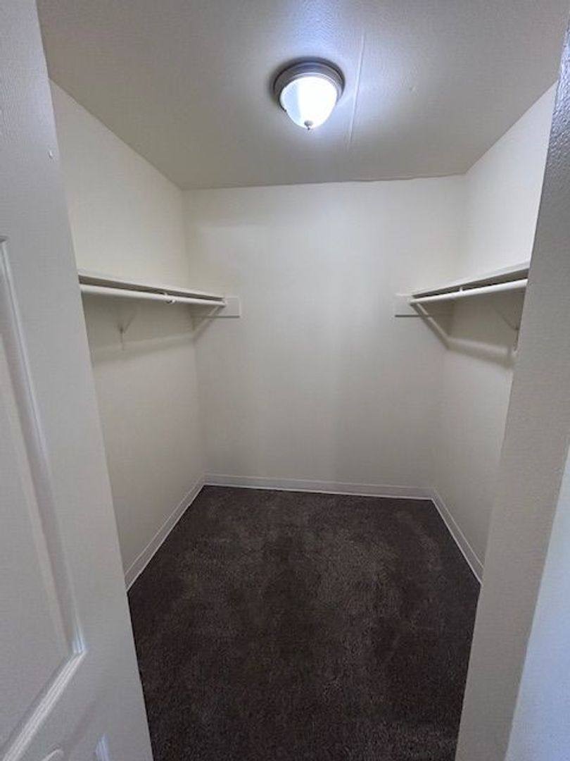 Apartment for rent at 5870 SW Murray Blvd, Beaverton, OR 97005