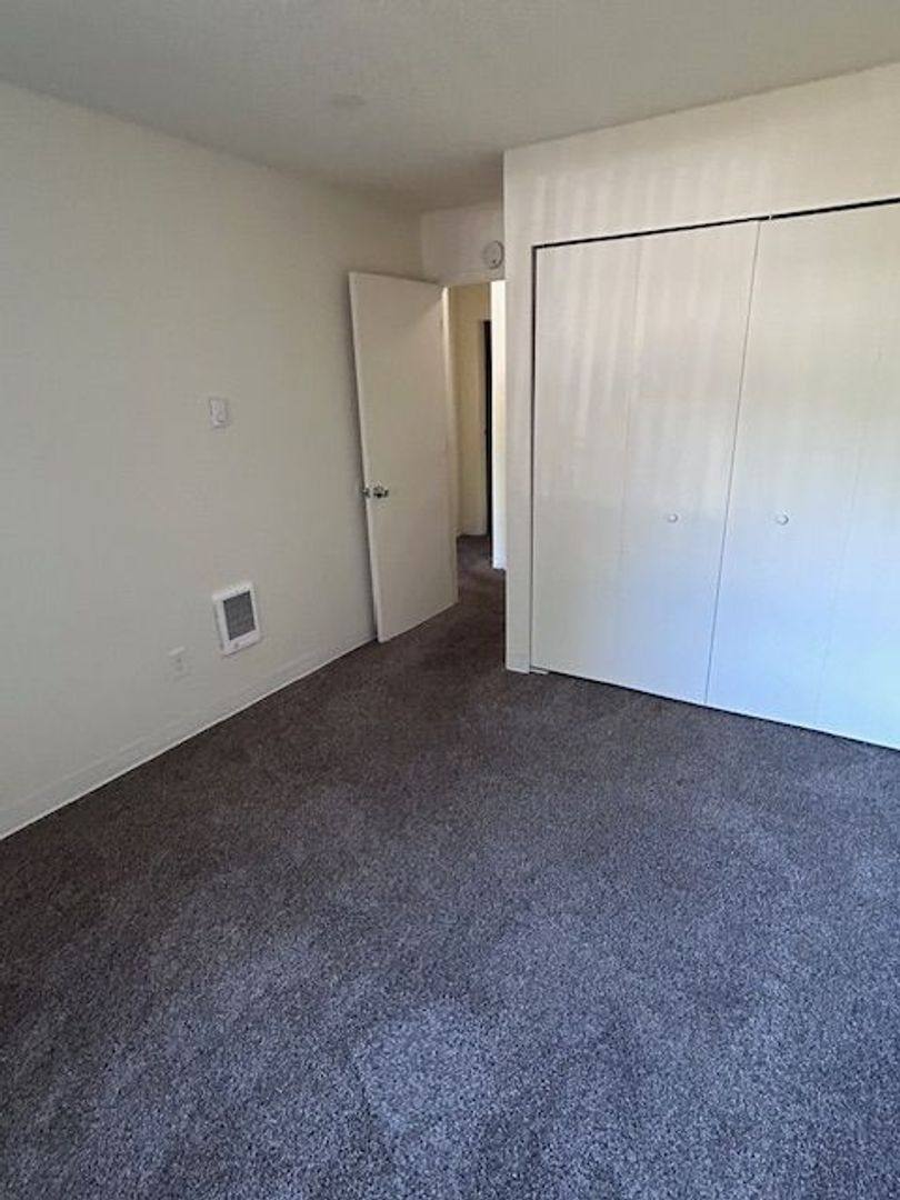 Apartment for rent at 5870 SW Murray Blvd, Beaverton, OR 97005