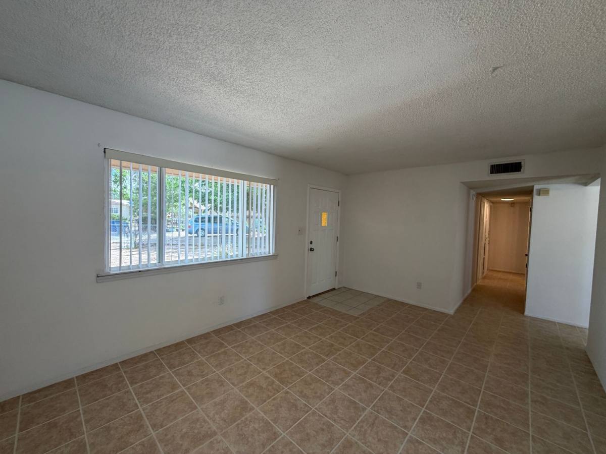 House for rent at 1143 De Vargas Court, Los Lunas, NM 87031