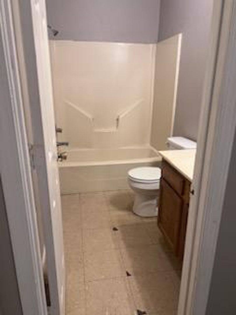 Apartment for rent at 250 Ivie Lane, Mantachie, MS 38855